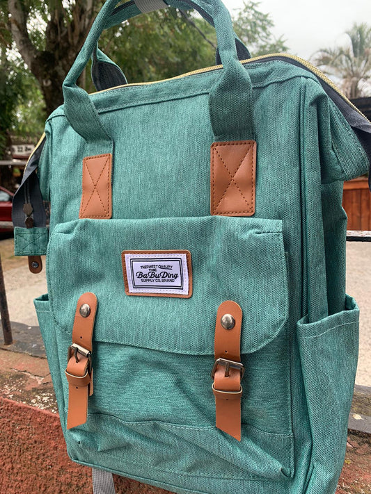 Mochila maternal verde